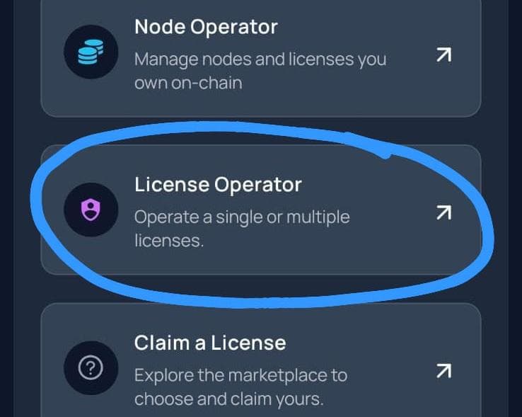 Unetwork app showing License Operator activation screen with License Operator option highlighted